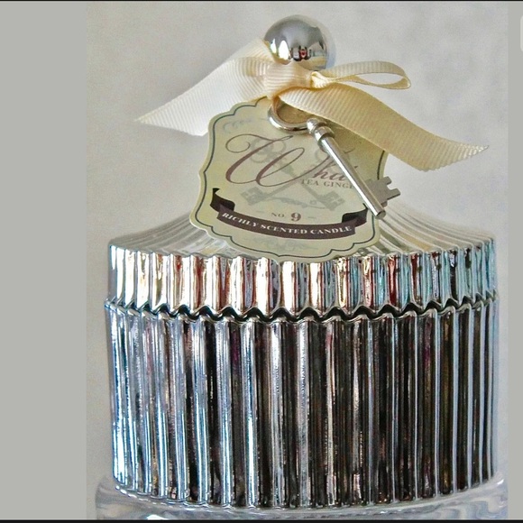 DW HOME CANDLE WHITE TEA GINGER RICHLY SCENTED - Picture 2 of 5